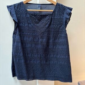 GAP Navy Embroidered Sleeveless Blouse – Size M